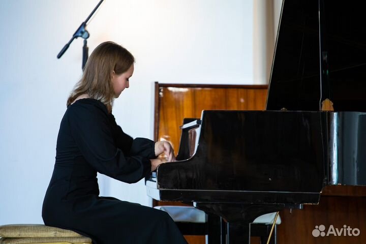 Уроки игры на фортепиано