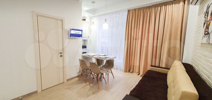2-к. квартира, 45 м², 1/10 эт.