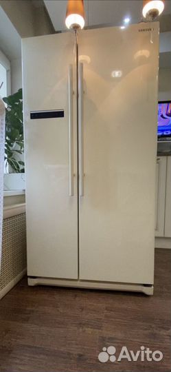 Холодильник бу Samsung
