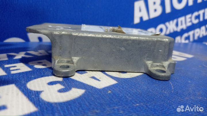 Блок управления airbag Volkswagen Passat B5 седан