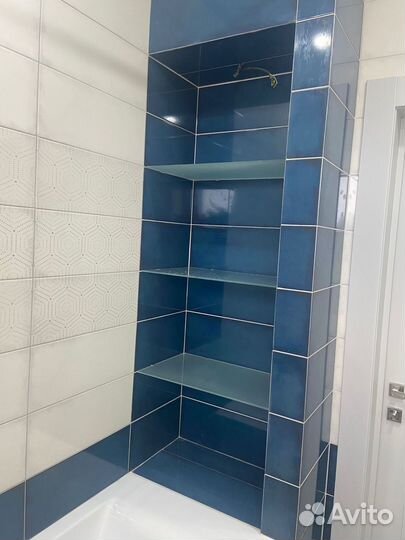 Стеклянные полки на заказ