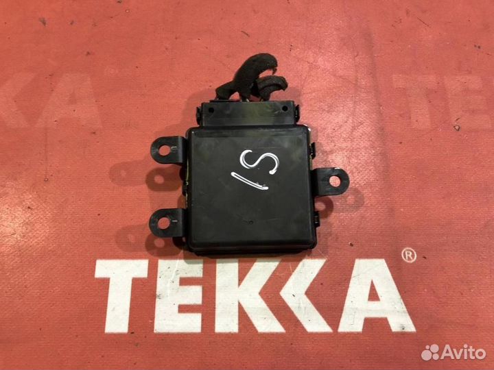 Блок управления парктрониками Опель антара opel A