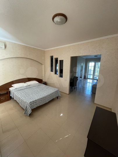 Комната 25 м², 1/3 эт.