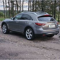 Infiniti FX35 3.5 AT, 2009, 220 000 км, с пробегом, цена 1 470 000 руб.