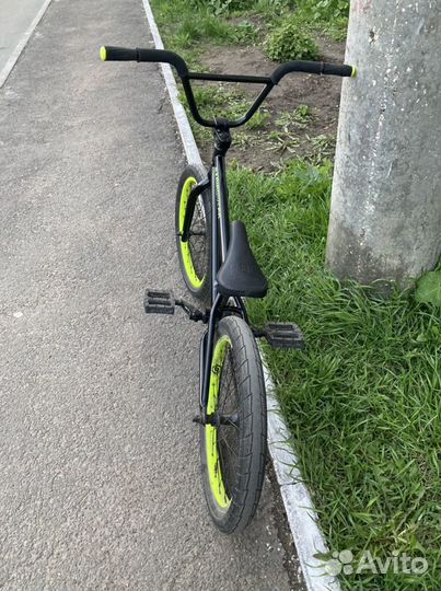 Трюковой велосипед bmx