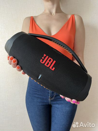 Мощная колонка JBL Boombox