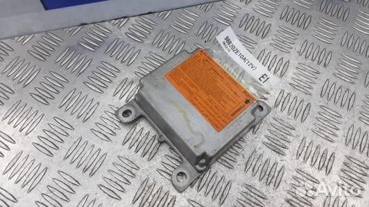 Блок управления airbag infiniti QX56 (86F07OQ01)