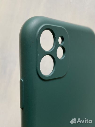 Чехол на iPhone 11