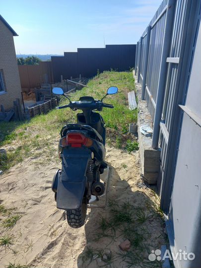 Скутер 150 кубов