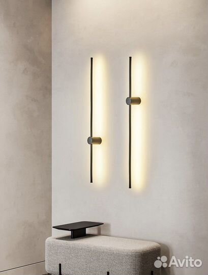 Настенный светильник (бра) современный линейный