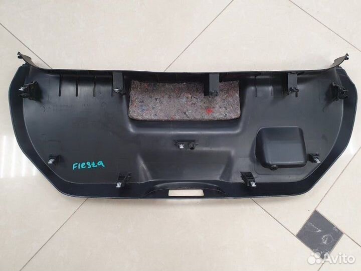 Обшивка крышки багажника Ford Fiesta CB1 spja 2009