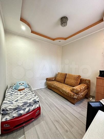 3-к. квартира, 74 м², 1/2 эт.