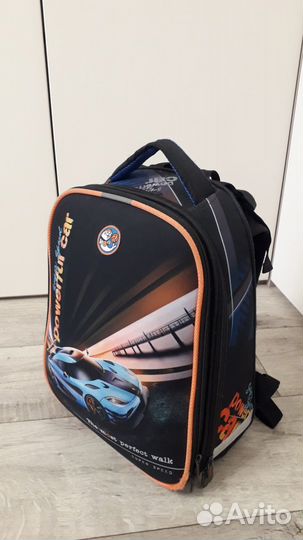 Школьный рюкзак