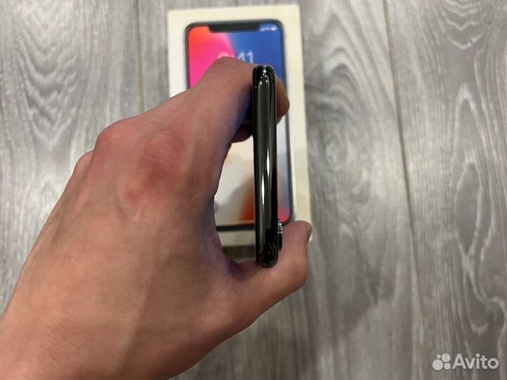 Телефон iPhone X 256 Gb Black