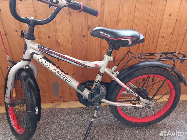Детский велосипед 16