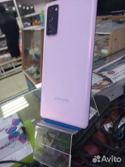 Samsung Galaxy S20, 8/128 ГБ