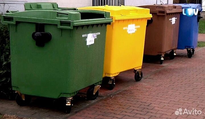 Пластиковый контейнер 1100л