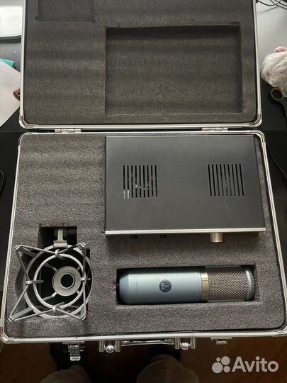Студийный Микрофон Akg perception 820 Tube