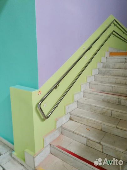 Поручни для лестниц