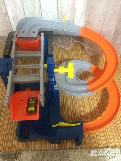 Трек хотлВилс