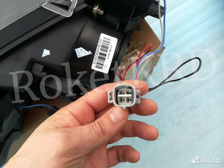 Фары Toyota Camry 40 стиль лексус