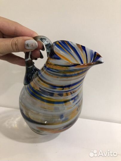 Кувшин и вазы