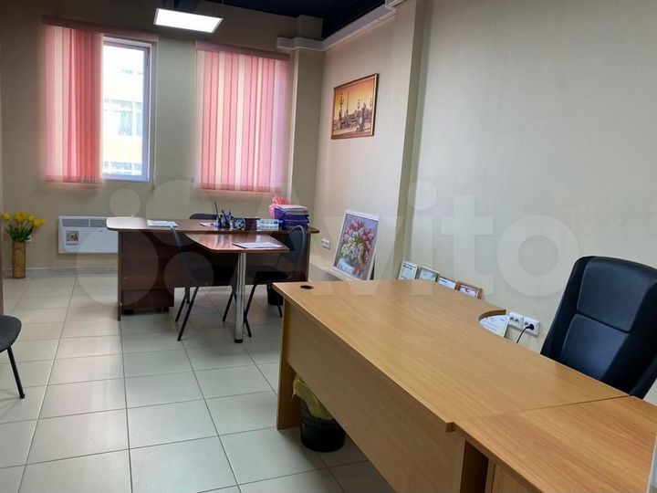 Офис, 100 м²