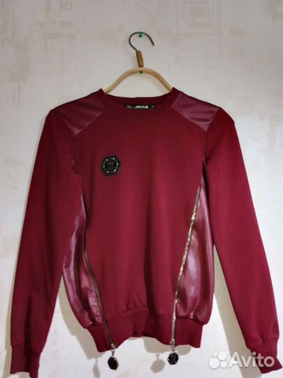 Спортивный костюм женский