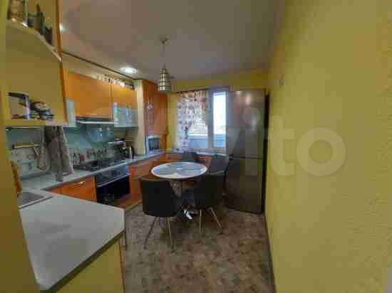 3-к. квартира, 70,3 м², 2/5 эт.