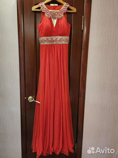 Вечернее платье в пол