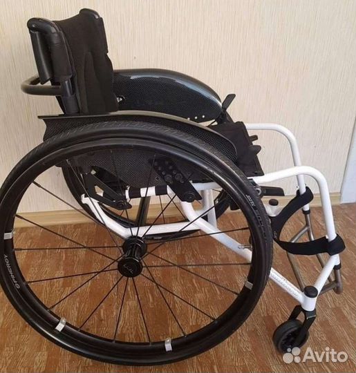 Инвалидная коляска