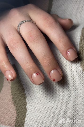 Мастер маникюра и педикюра