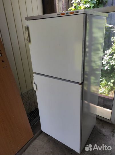 Холодильник Бирюса бу