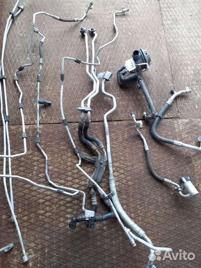 Трубка кондиционера BMW 7 F01 F02 F04