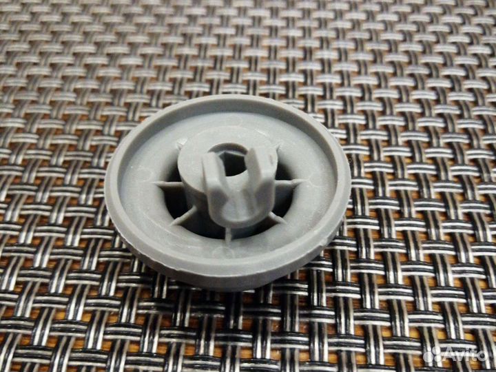 Колесико для посудомоечной машины Bosch, Siemens и