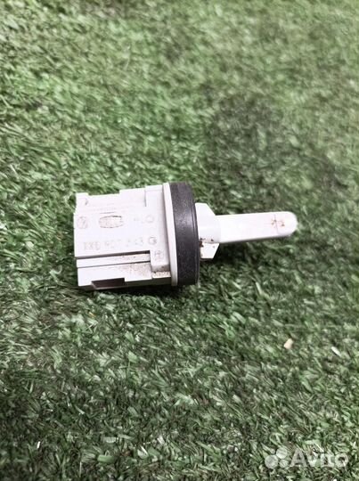 Датчик температуры воздуха VW Jetta 2005-2011