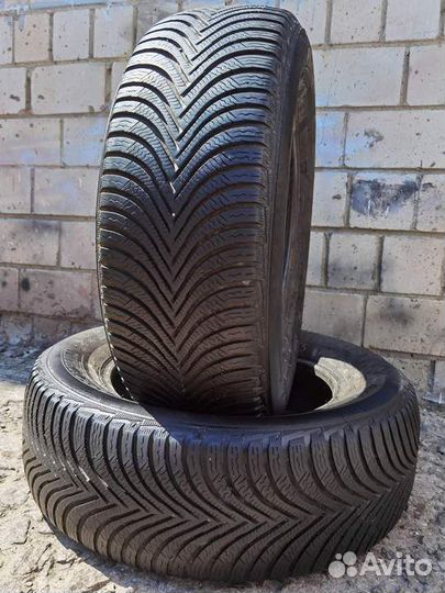 Michelin Alpin 5 215/65 R16 98H
