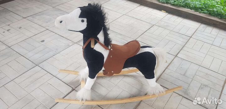 Лошадка качалка