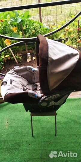 Продам детскую коляску Peg-perego GT3 3 в 1