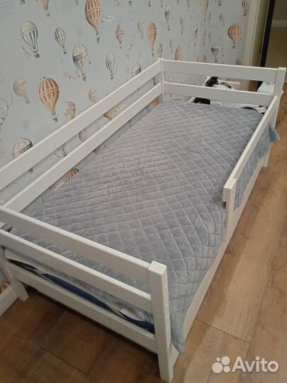 Кровать детская 80 на 160 с ящиками для белья