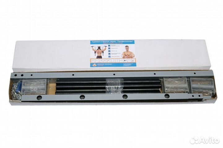 Шведская стенка серая с черными перекладинами