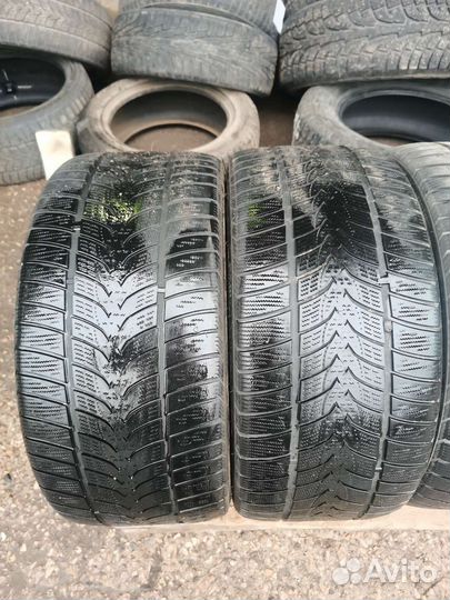 Minerva Frostrack UHP 255/35 R18 94V