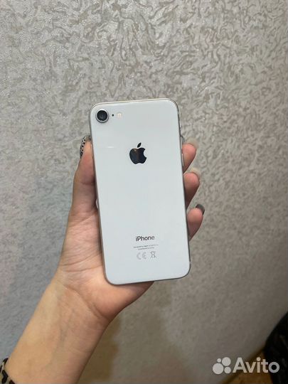 iPhone 8, 64 ГБ