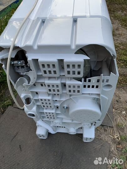 Стиральная машина с вертикальной загрузкой