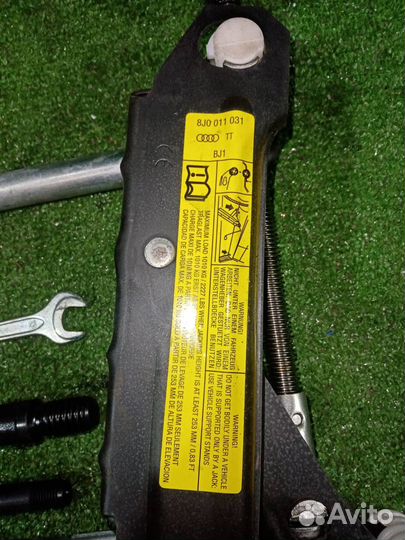 Домкрат Audi Tt 8J BWA (2.0T) 2007