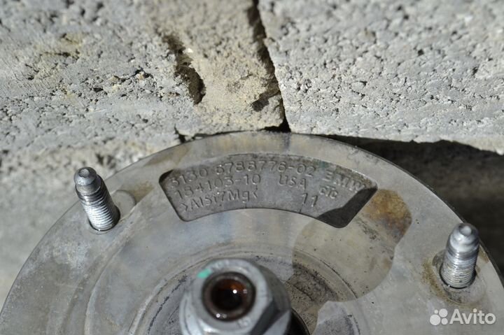 Стойки передние в сборе оригинальные BMW E70, E71