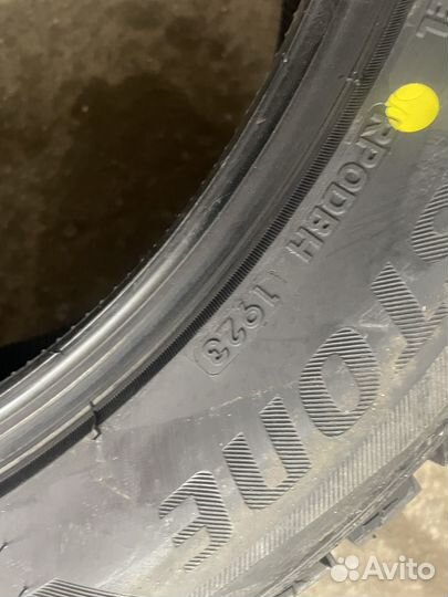 Bridgestone Blizzak DM-V3 285/45 R22 110T