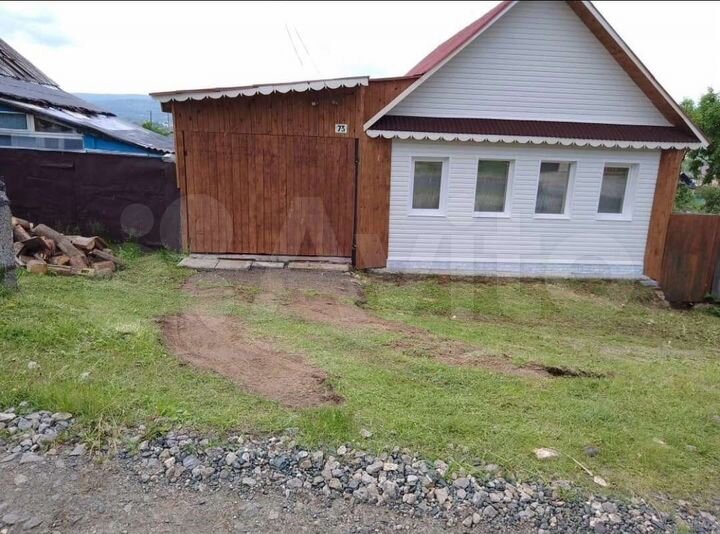 Дом 63 м² на участке 7 сот.