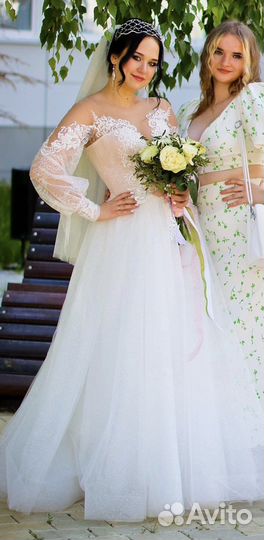 Свадебное платье