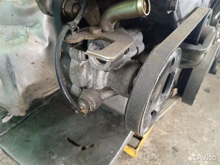 Насос гидроусилителя руля Mitsubishi Diamante F36A